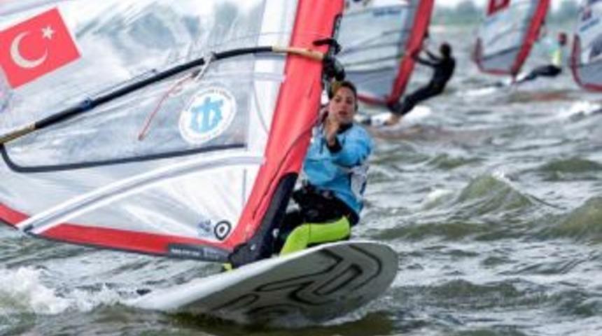 Winds&ouml;rf&ccedil;&uuml; Dilara Rio Olimpiyat I&ccedil;in Umman'da