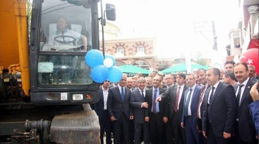 Yeni Yıldırım&rsquo;ın İnşaası S&uuml;r&uuml;yor