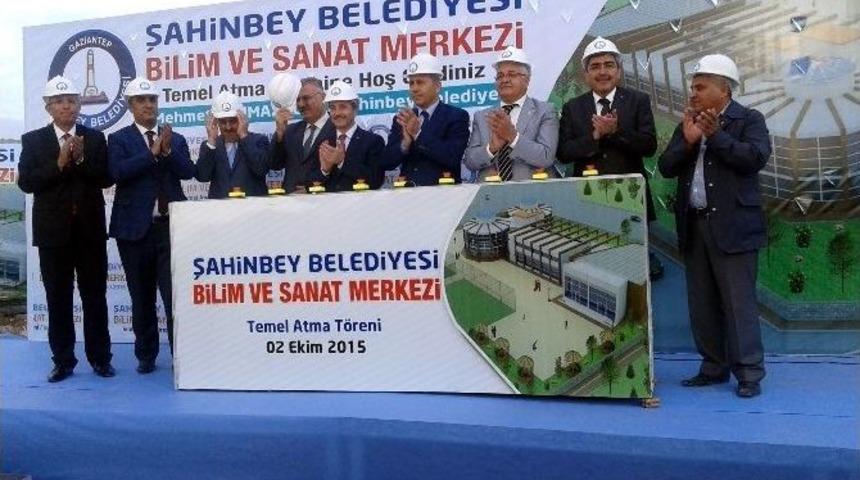 Validen Okul M&uuml;d&uuml;rlerine Eğitim Uyarısı