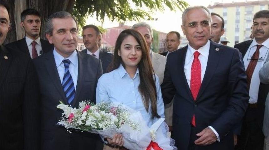 Bakan Topçu: "küresel Kriz Ve Terörden Türkiye’nin Turizmi Binde 8 Etkilenmiştir"