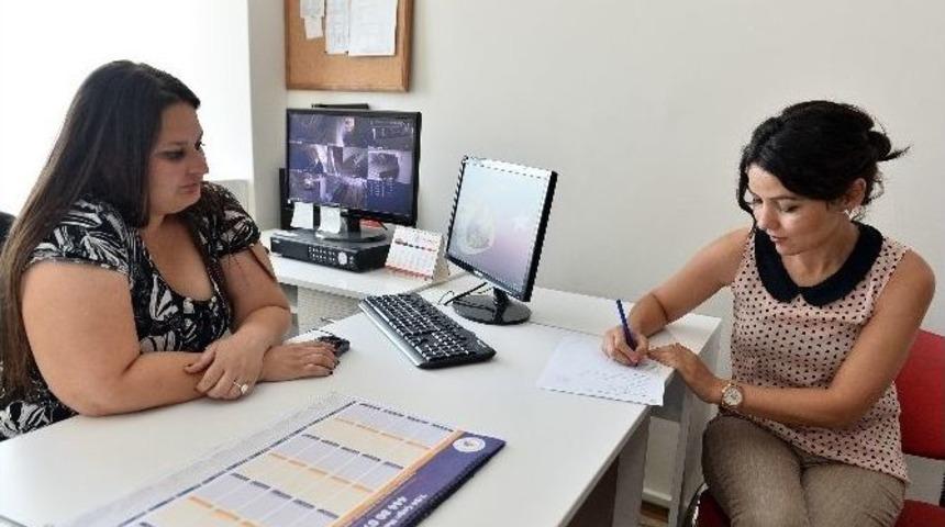 Muratpaşa Gençlikevlerine Kayıtlar Devam Ediyor