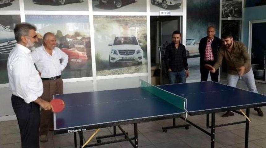 Eski Enerji Ve Tabii Kaynaklar Bakanı Taner Yıldız Stres Attı