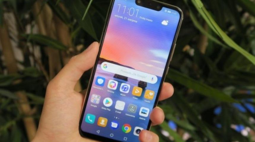 Huawei Mate 20 Lite, 10 Eyl&uuml;l&rsquo;de satışa &ccedil;ıkacak