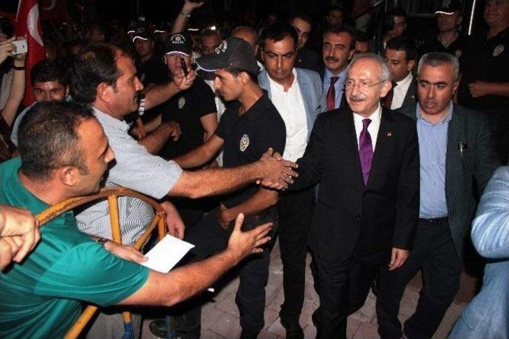 Kılıçdaroğlu’nun Katıldığı Açılış Töreninde 1 Kişi Gözaltına Alındı