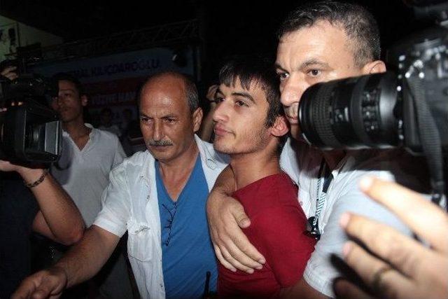 Kılıçdaroğlu’nun Katıldığı Açılış Töreninde 1 Kişi Gözaltına Alındı