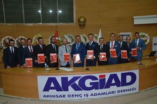 Tügik Başkanı Erkan Güral, Akhisar’da Tecrübelerini Paylaştı