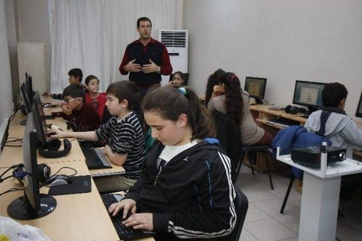 Bayraklı’da 30 Farklı Kurs G2