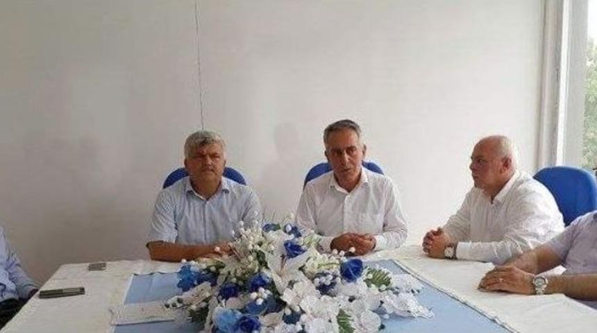 Memur Sen&rsquo;den Ak Parti Skm&rsquo;ye Ziyaret