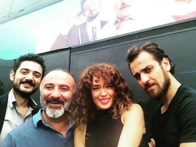 Kara Bela Oyuncuları Özel Gösterimde Bursalılarla Buluştu 1