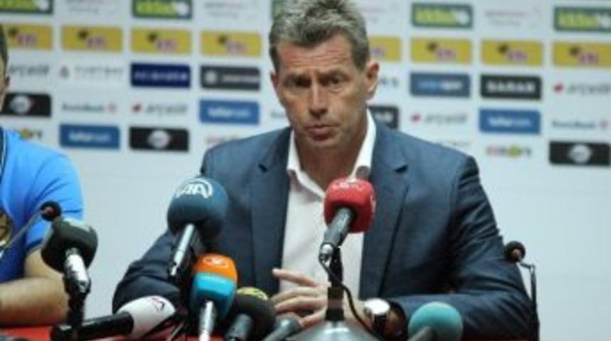 Skibbe: "hedefimize Ulaşabilmek İ&ccedil;in &Ccedil;alışacağız"