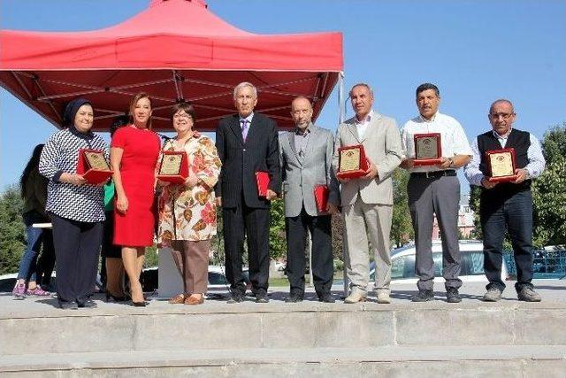 Sümer Lisesi Mezunları ‘mezunlar Buluşmasında’ Bir Araya Geldi