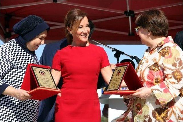 Sümer Lisesi Mezunları ‘mezunlar Buluşmasında’ Bir Araya Geldi