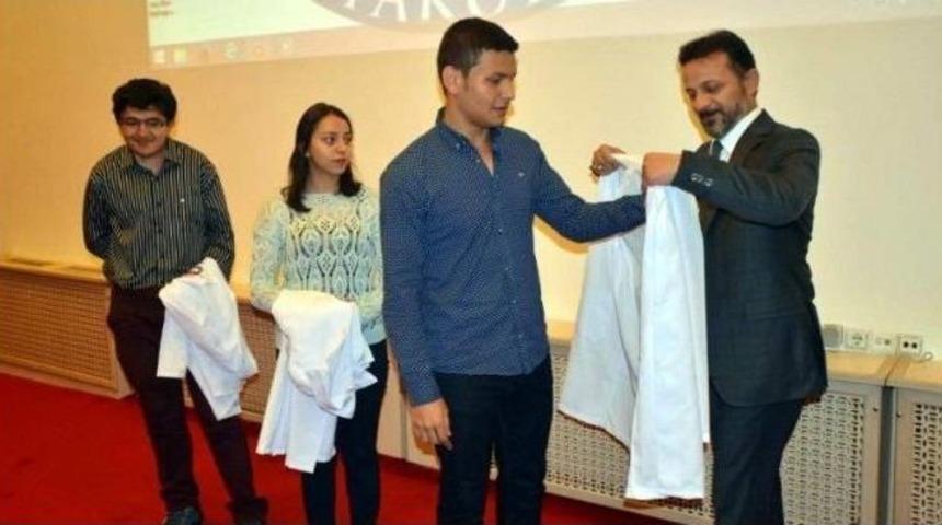 Dp&uuml; Tıp Fak&uuml;ltesi&rsquo;nde Beyaz &Ouml;nl&uuml;k Heyecanı