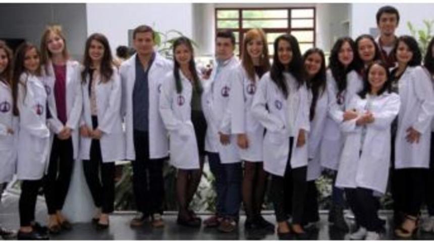 Dp&uuml; Tıp Fak&uuml;ltesi&rsquo;nde Beyaz &Ouml;nl&uuml;k Heyecanı