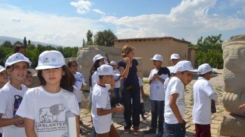 Arslantepe, &Ccedil;ocuklara Ve Gen&ccedil;lere Tanıtılıyor