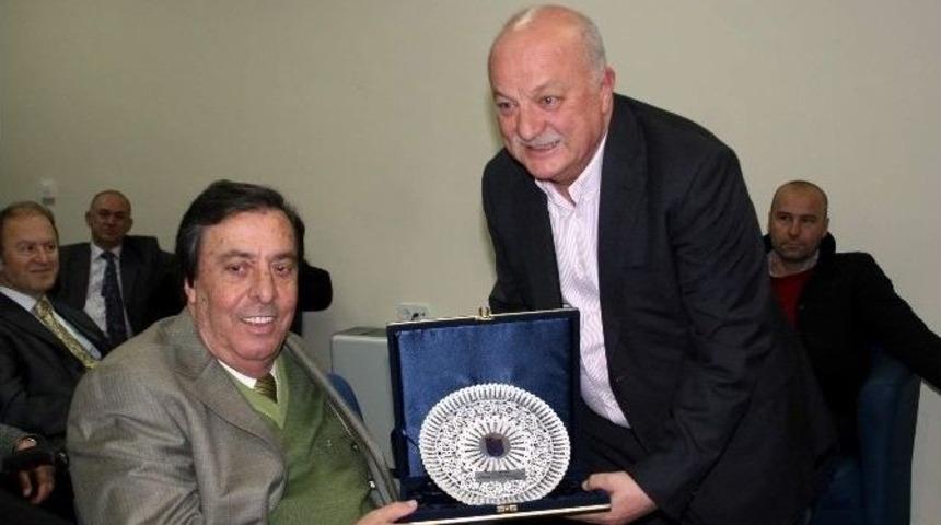 Trabzonspor Eski Asbaşkanlarından Kenan İskender Hayatını Kaybetti