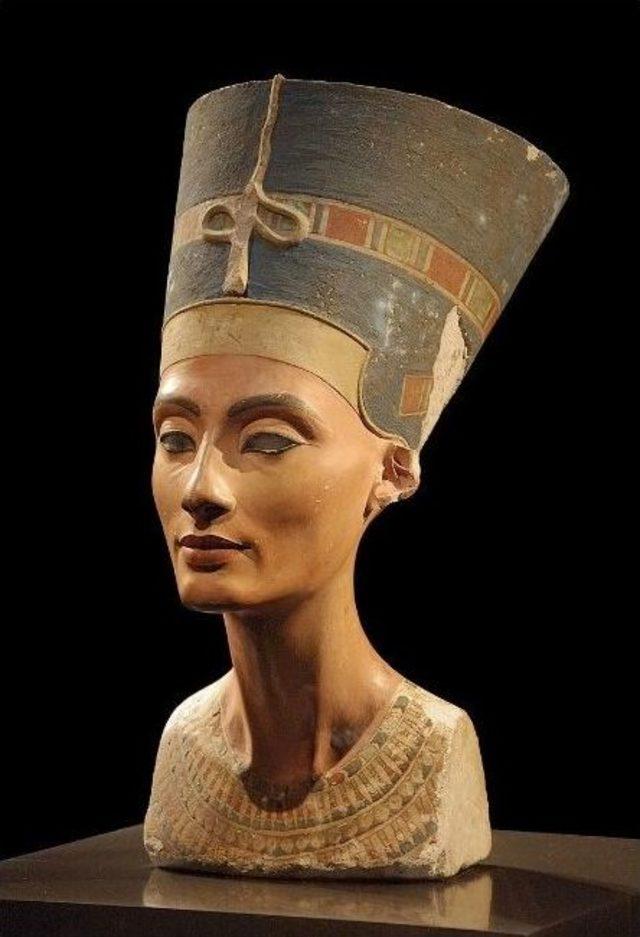 Nefertiti Yöntemiyle Daima Güzel Görünün