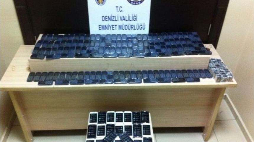 Denizli&rsquo;de Uyuşturucu Ve Ka&ccedil;ak Cep Telefonu Operasyonu