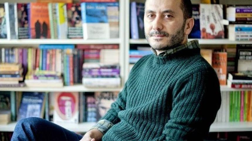 Fazıl H&uuml;sn&uuml; Dağlarca Anısına Şairler Kıyasıya Yarıştı