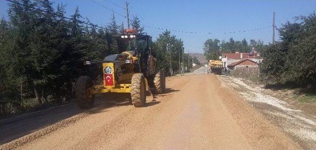 Büyükşehir’den Asfalt Çalışmaları