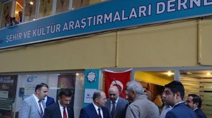 Recep Akdağ Şehirder&rsquo;i Ziyaret Etti
