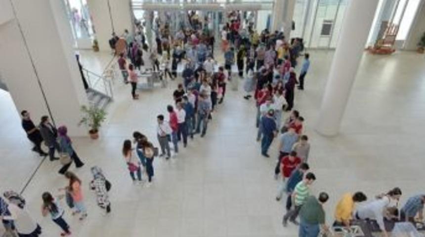 Km&uuml;&rsquo;n&uuml;n &Ouml;ğrenci Sayısı 13 Bine Yaklaştı