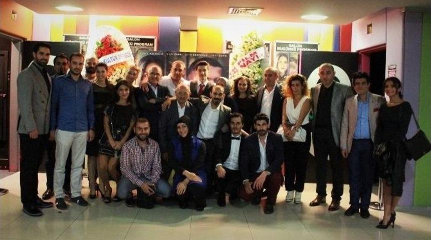 Yavuzaslan: "kafes Filmi Bir D&ouml;nemin Hikayesidir"