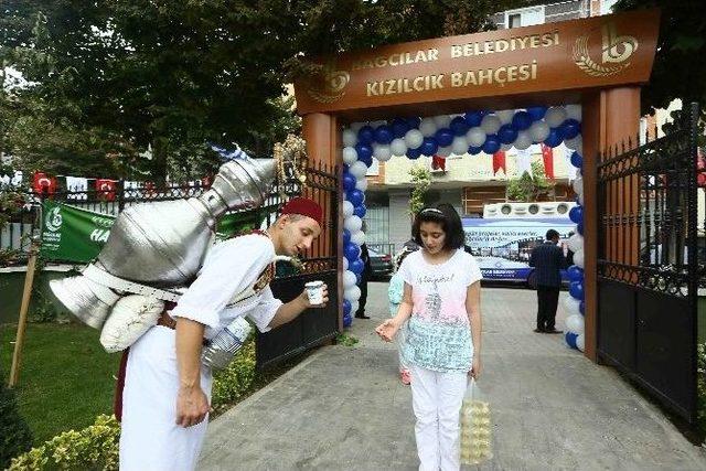 İstanbul’da Kızılcık Bahçesi Açıldı