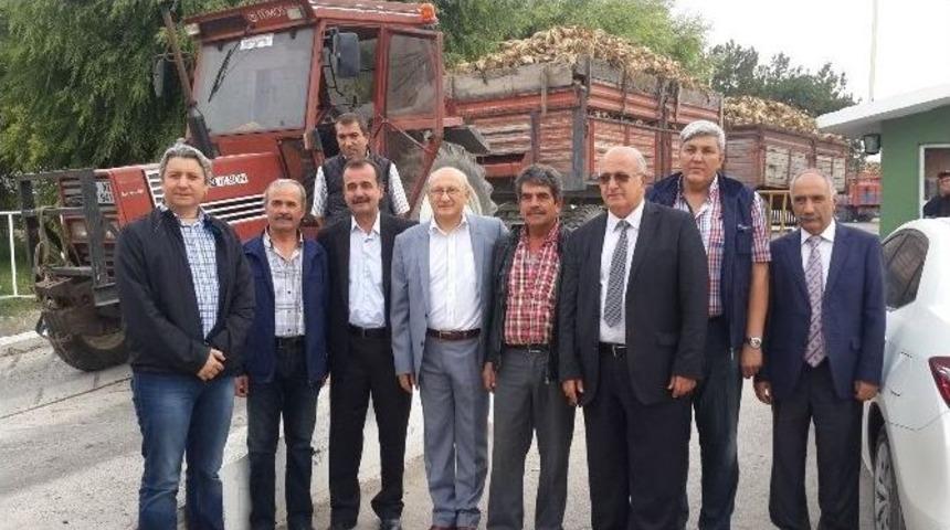 &Ccedil;akır&ouml;zer Fabrika Kapısında &Ccedil;ift&ccedil;ilerle Buluştu