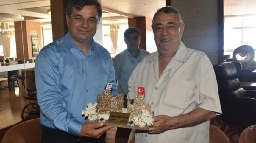 Anamur Belediye Başkanı Mehmet T&uuml;re Kktc&rsquo;de Temaslarda Bulundu