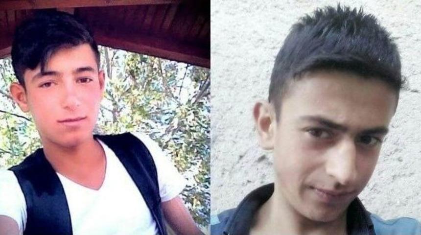 Belediyesi Otob&uuml;s&uuml; Motosiklete &Ccedil;arptı: 2 &Ouml;l&uuml;