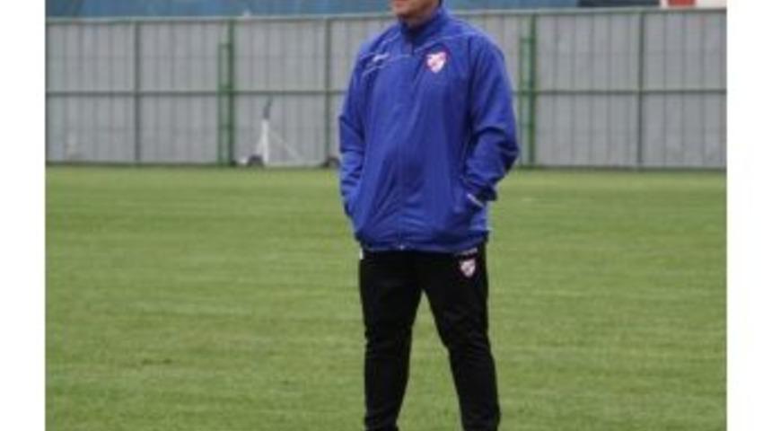 Boluspor C&uuml;neyt Karakuş İle Devam Edecek