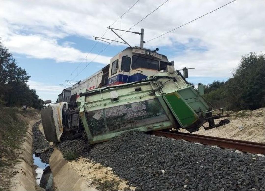 Tren Kamyonu Bi&ccedil;ti: 1 Yaralı