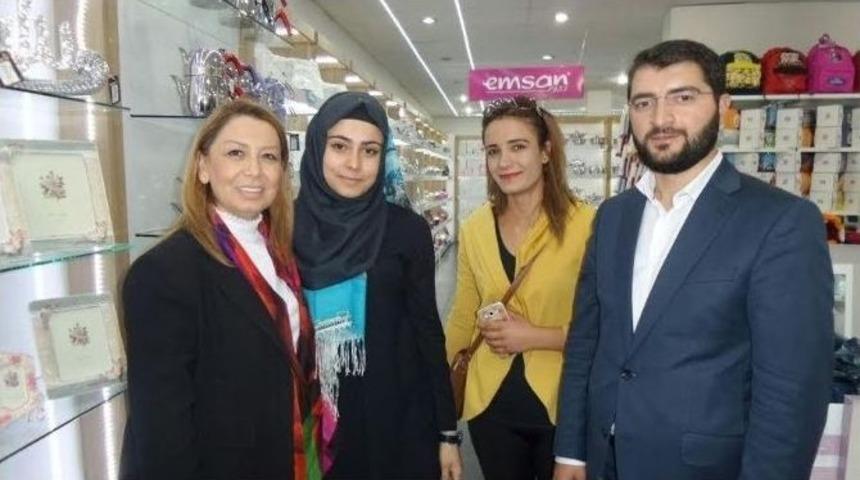 Milletvekilleri, Seçim Çalışmalarını Sürdürüyor