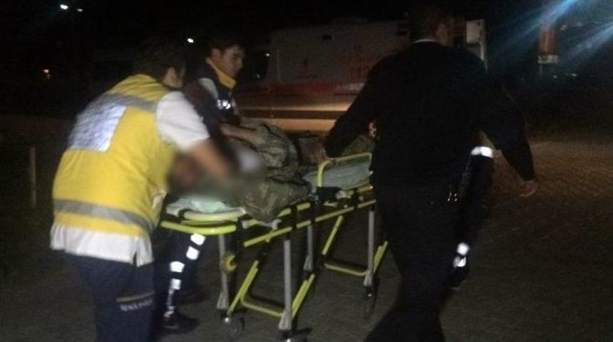 Pkk, Van&rsquo;da Karakola Bomba Y&uuml;kl&uuml; Ara&ccedil;la Saldırdı