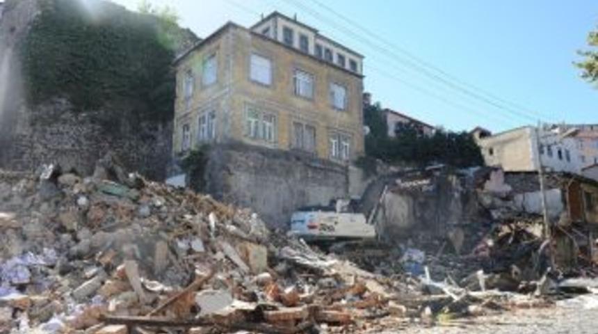 Tabakhane&rsquo;de Yıkılan Bina Sayısı 430&rsquo;a Ulaştı