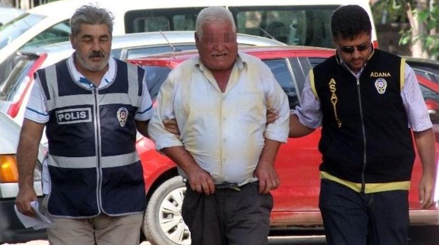 Yaşlı Adam Fuhşa Aracılıktan Yakalandı