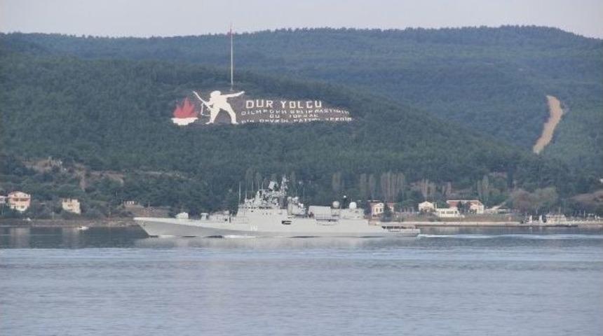 Hindistan Savaş Gemisi &Ccedil;anakkale Boğazı&rsquo;ndan Ge&ccedil;ti