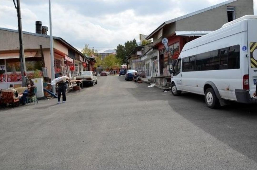 Paland&ouml;ken Belediyesi, İkinci Marketlerin Cadde Ve Sokaklarını Yeniliyor