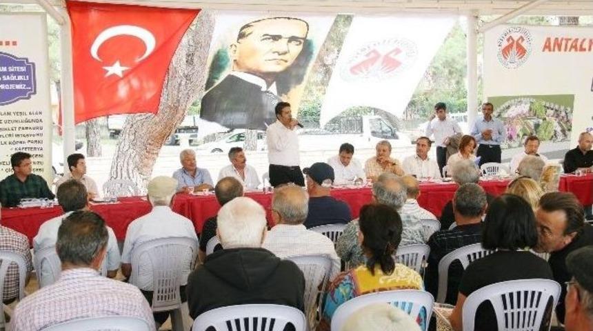 Başkan Gen&ccedil;, B&uuml;rokratlarıyla Halkın Ayağına Gidiyor