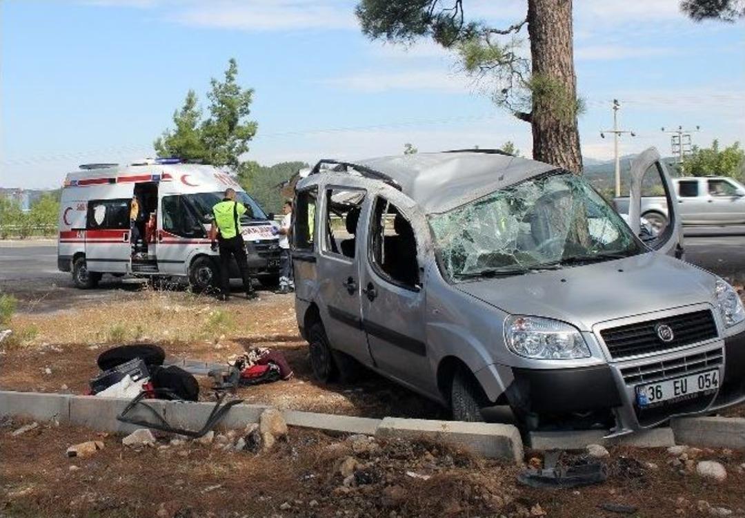 Sporcu Kafilesi Kaza Yaptı: 8 Yaralı