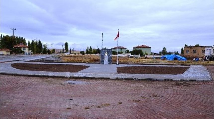 Bünyan Belediyesi’nden Elbaşı Mahallesine Yeni Tören Alanı