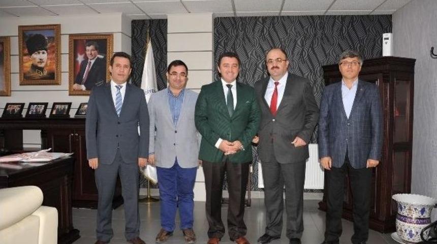 G&ouml;&ccedil; İdaresi M&uuml;d&uuml;r&uuml; H&uuml;seyin San&rsquo;dan Başkan Bakıcı&rsquo;ya İade-i Ziyaret