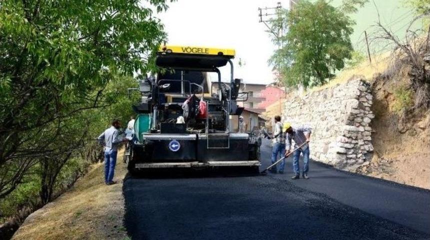 Arapgir&rsquo;in Cadde Ve Sokakları Asfaltlandı