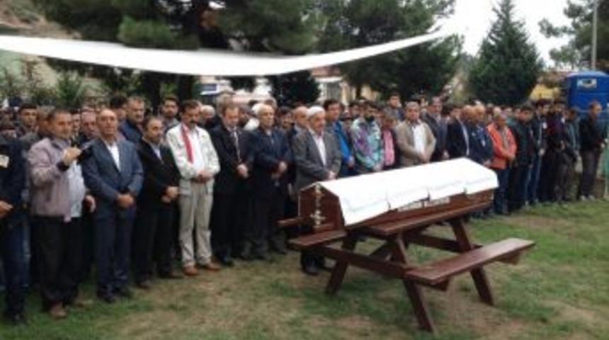 Kazada Hayatını Kaybeden &Ouml;ğrenci Son Yoluculuğuna Uğurlandı