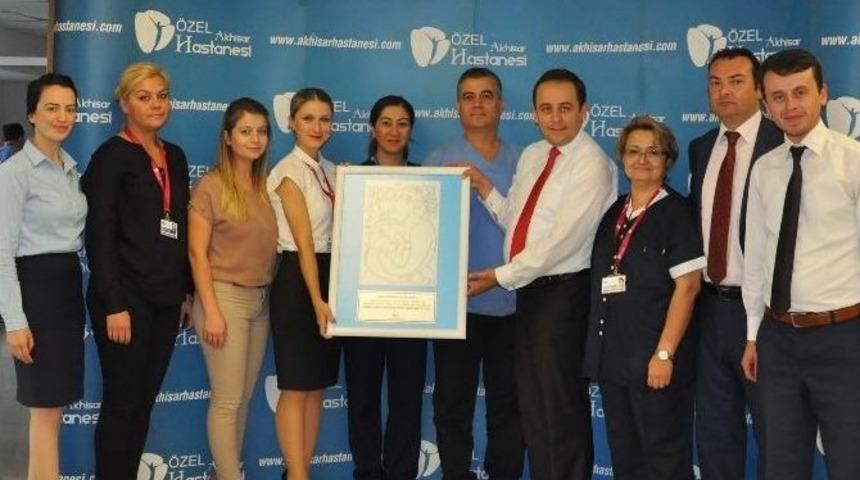 Bebek Dostu Hastane Ödülü Akhisar’a Geldi