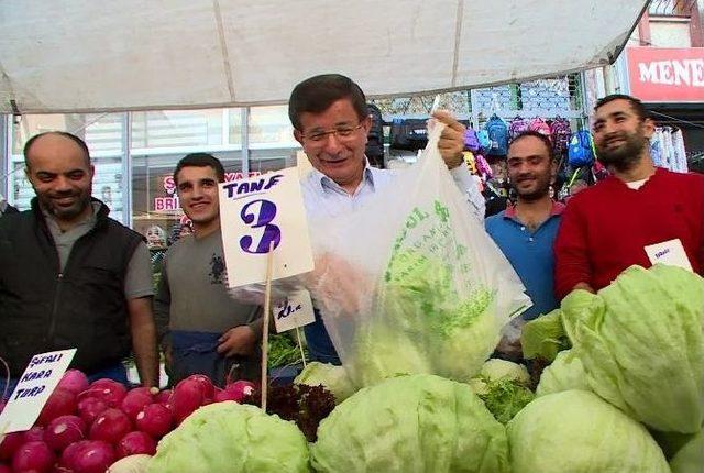 Başbakan Ahmet Davutoğlu Pazarcı Oldu