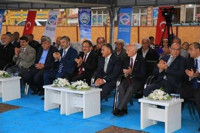 Anbar’da 65 Konutun Temeli Atıldı