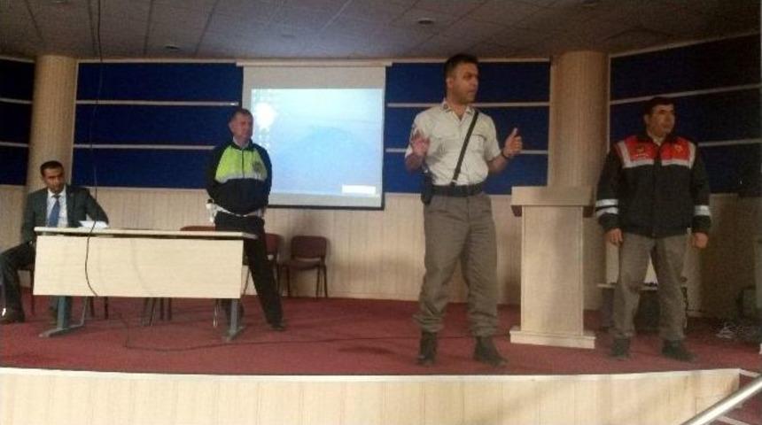 Sincik&rsquo;te, Okul Servis Şof&ouml;rlerine Seminer