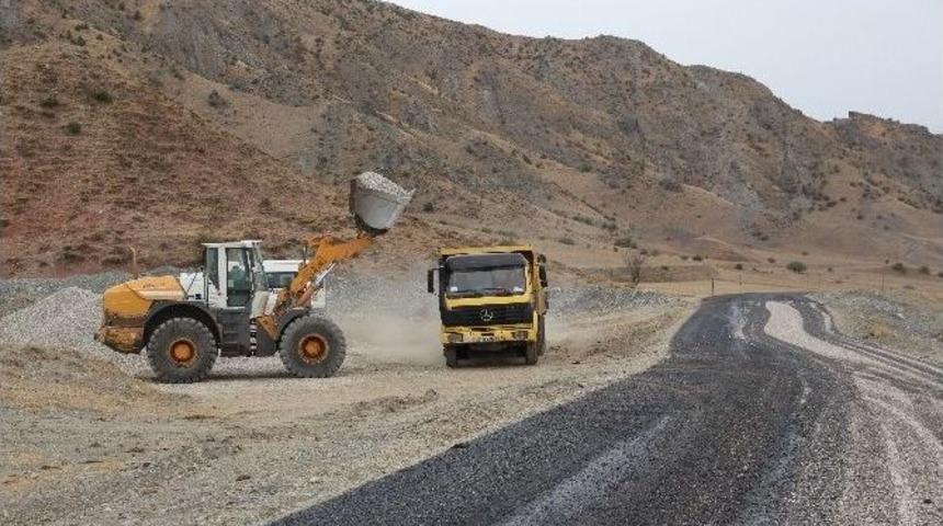 Vişneli Mahallesi Yolu Asfalta Kavuştu